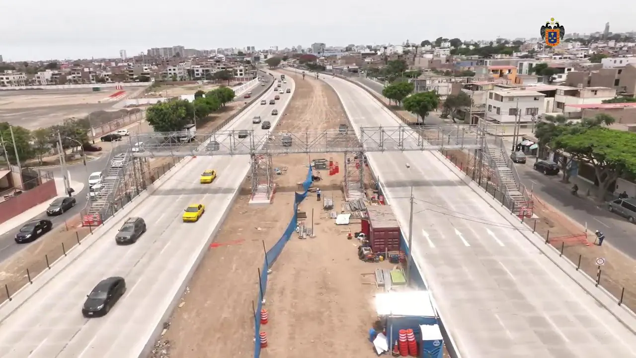 Reproducir: Supervisión de la instalación de los puentes peatonales provisionales | 03 de febrero