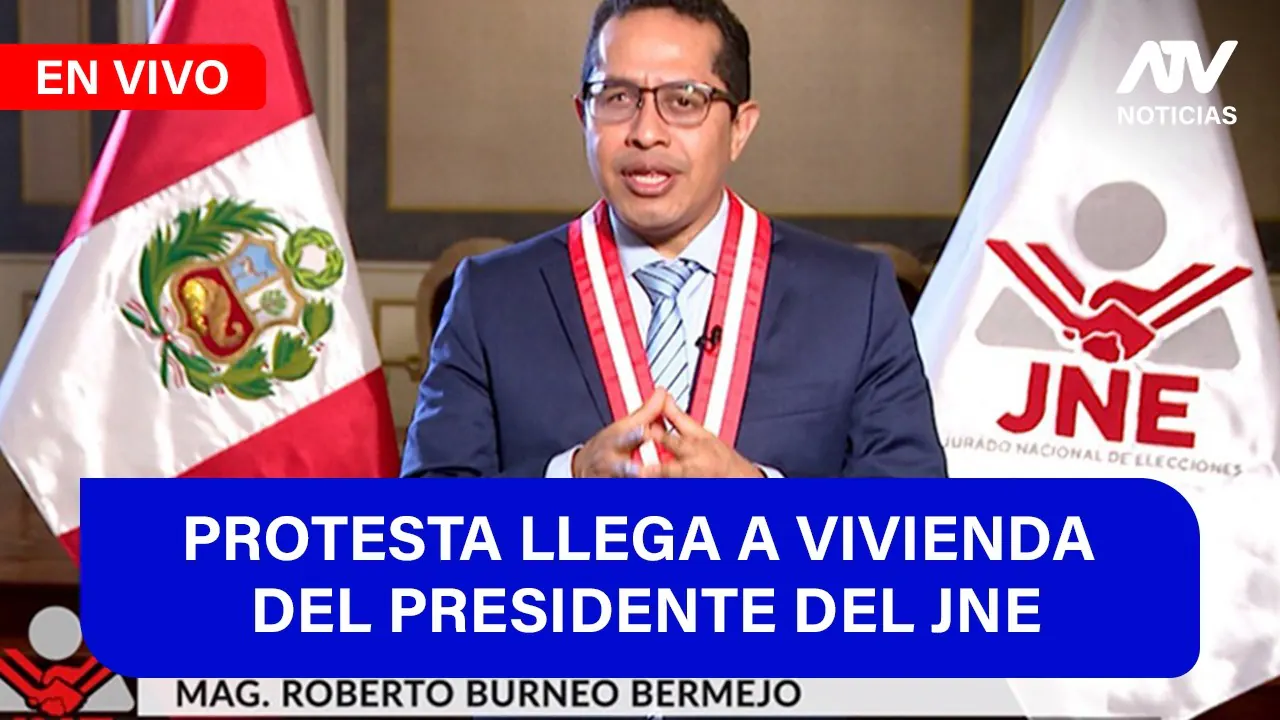 Reproducir: Fe de Erratas: PROTESTA LLEGA A VIVIENDA DEL PRESIDENTE DEL JNE  - ATV+
