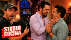 ISMAEL LA ROSA NOS DEVUELVE EN EL TIEMPO Sudado de Pescado I Studio Cocina