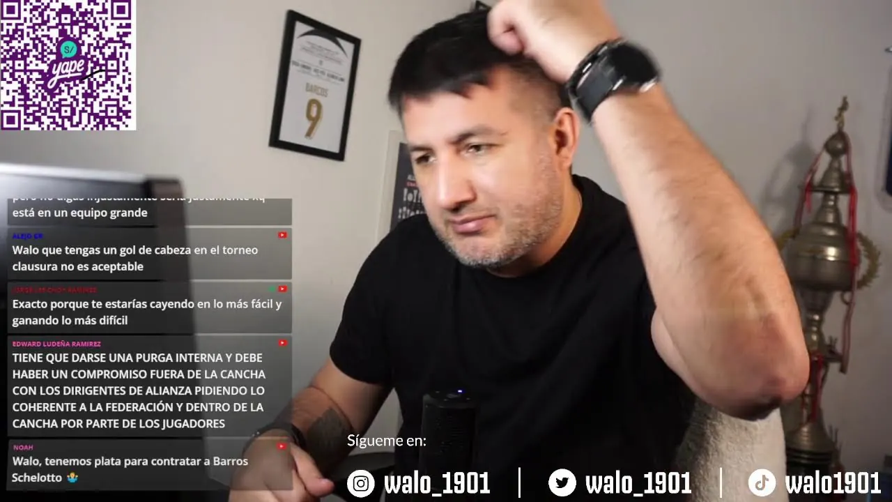 Reproducir: DEBE CONTINUAR GOROSITO?