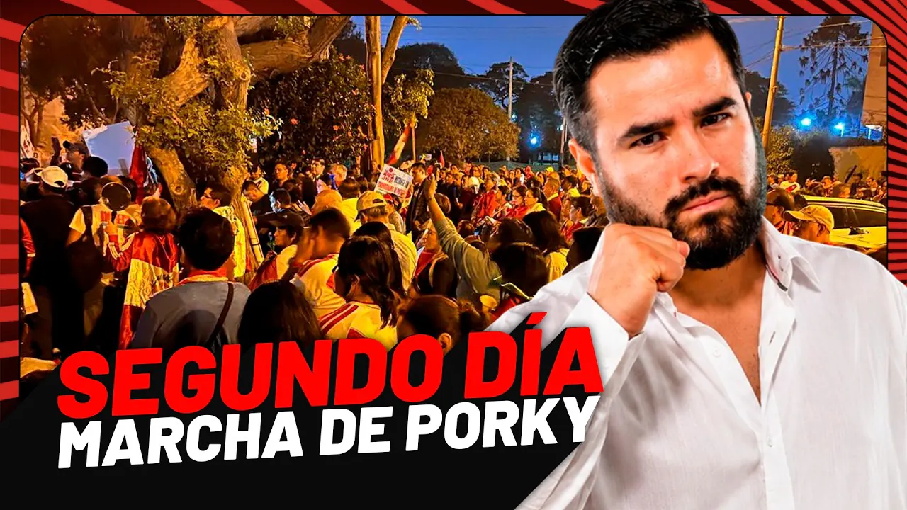 Reproducir: MARCHA EN CAMPO DE MARTE