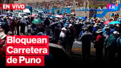 Docentes del Sutep radicalizan sus protestas con bloqueo de vías en Puno | #EnVivoLR