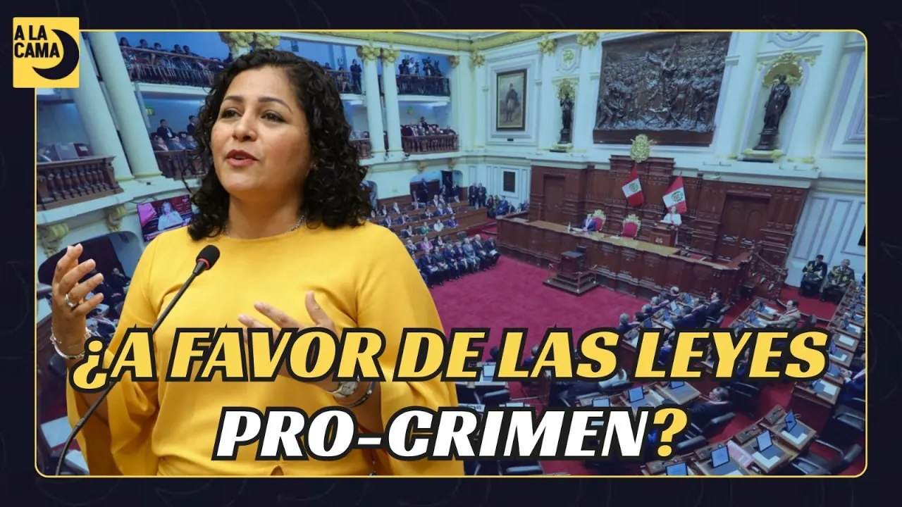 Reproducir: ¡A LA CAMA CON KAROL PAREDES Y PEDRO ALVA! | #AlaCama 2 MAR
