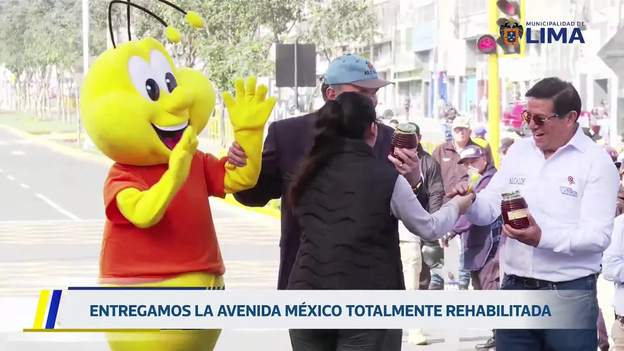 Reproducir: Inauguración de la av. México | 4 de julio.