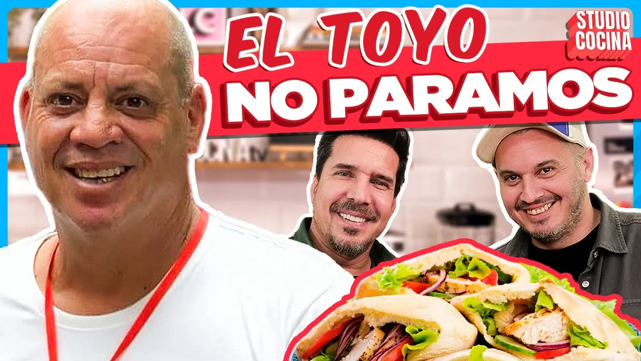 Reproducir: EL TOYO NOS DA UN SUSTO EN VIVO 🤣 I PAN PITA RELLENO I Studio Cocina