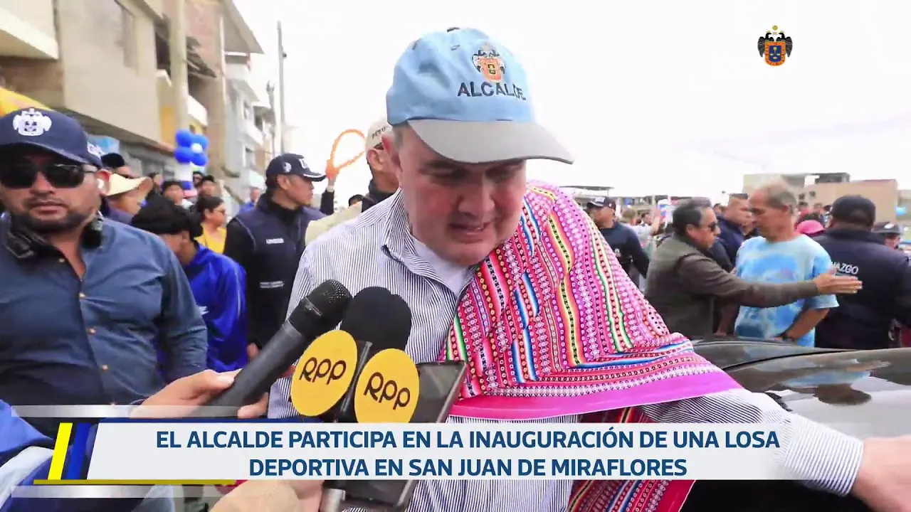 Reproducir: Renovación de losa deportiva | 17 de agosto