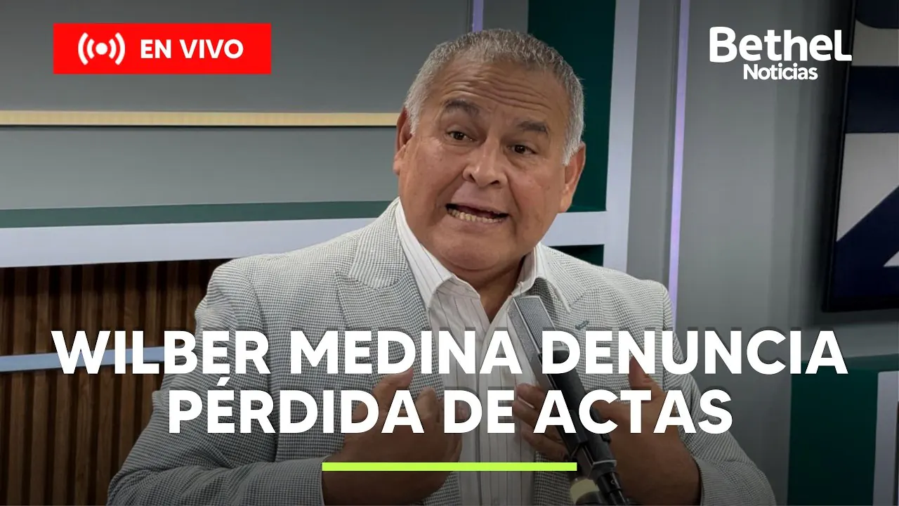 Reproducir: CON EL PIE DERECHO EN VIVO